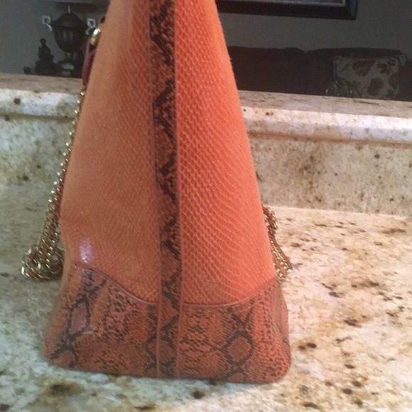 Handle Classic Tote Bag - Picture 7 of 7